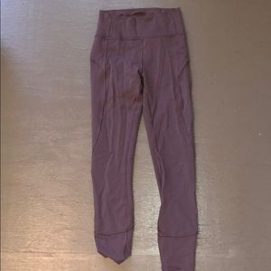 In movement 7/8 leggings